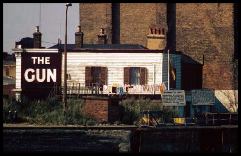 History of the Gun, Docklands